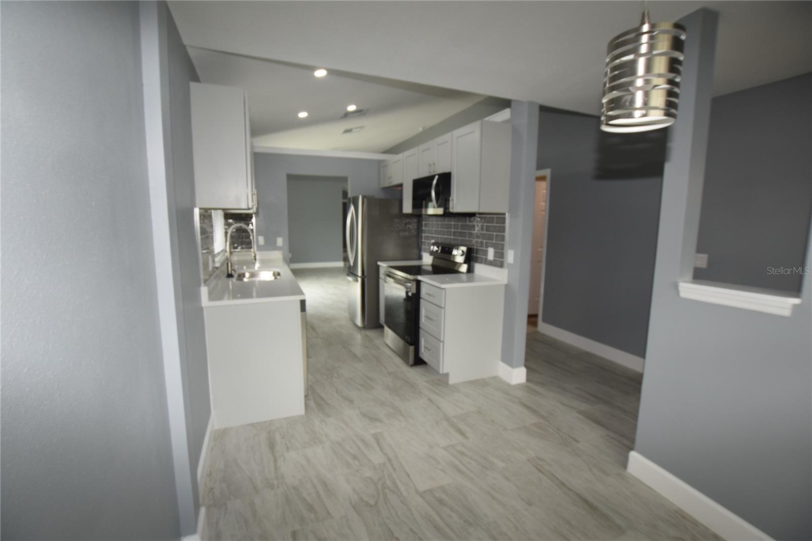 Image 14 of 42 For 2605 Daffadil Terrace