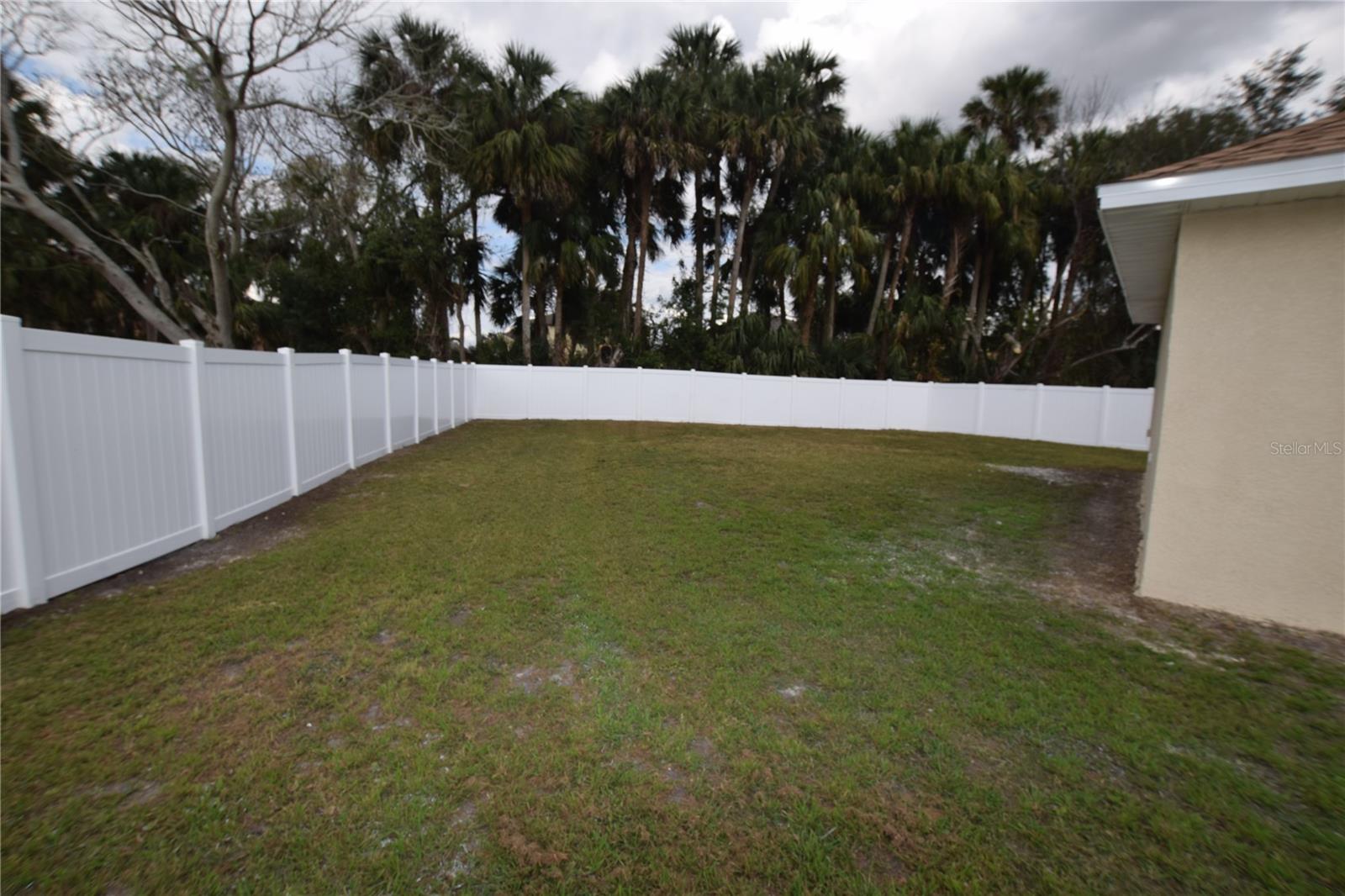 Image 7 of 42 For 2605 Daffadil Terrace