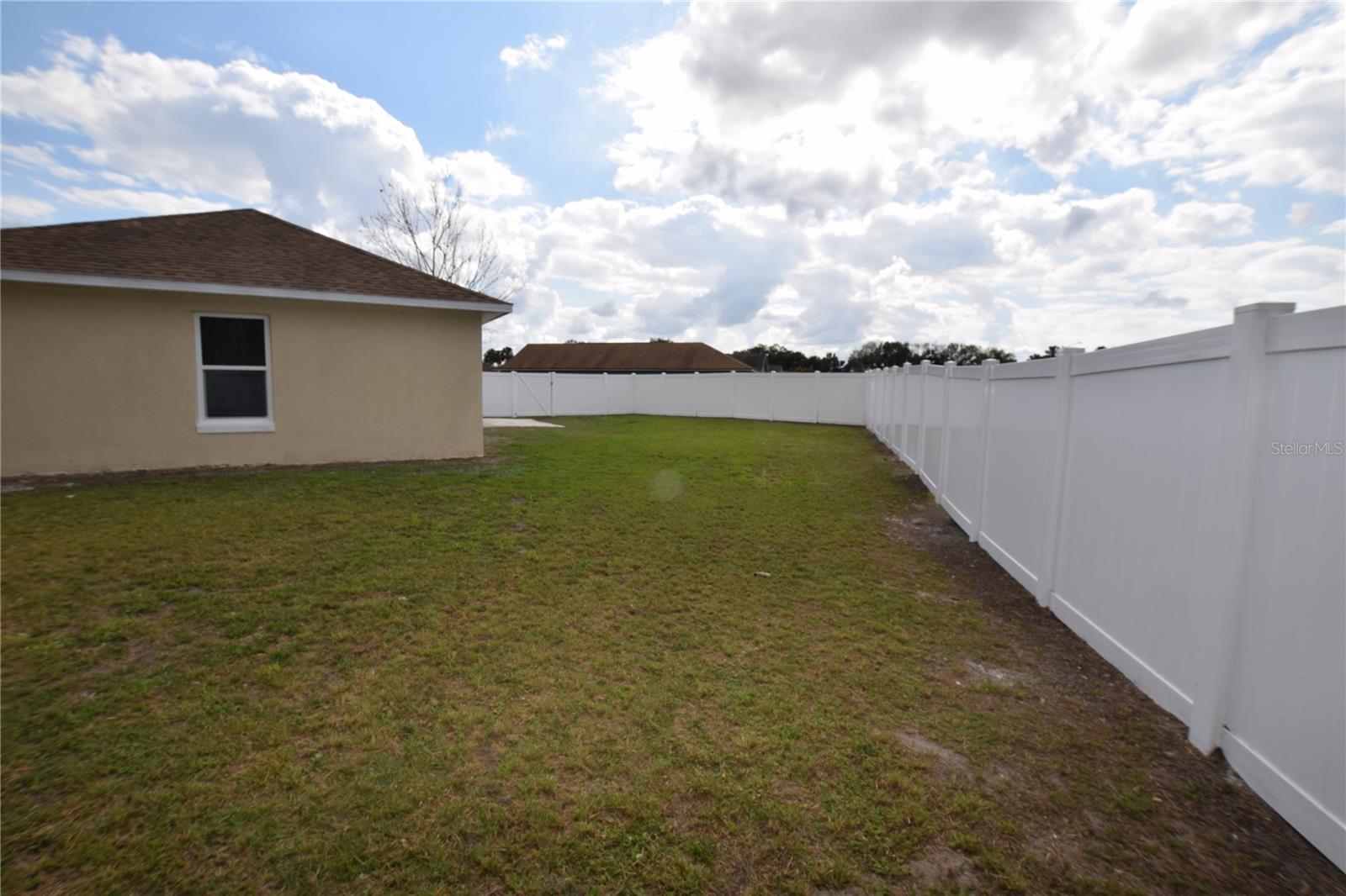 Image 9 of 42 For 2605 Daffadil Terrace