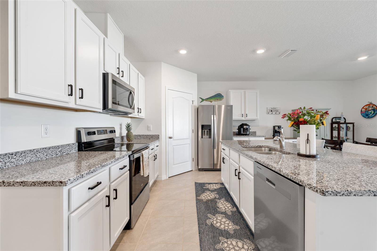 Image 15 of 40 For 3686 Rory Oak Circle