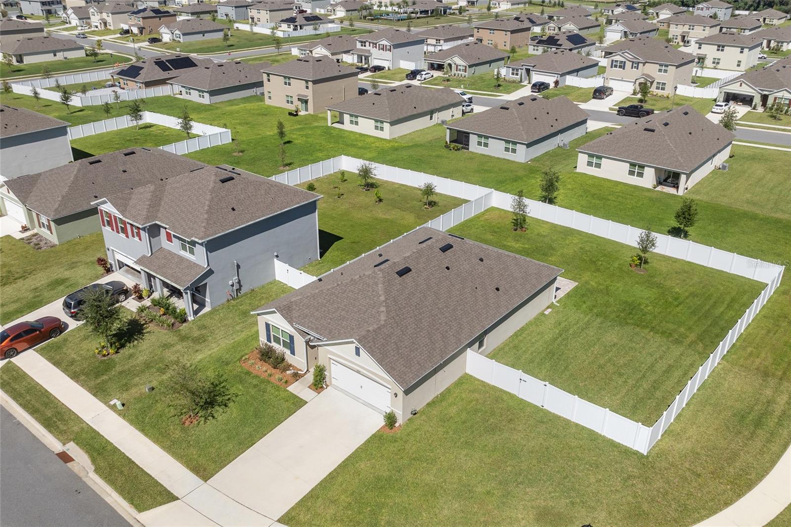 Image 33 of 40 For 3686 Rory Oak Circle