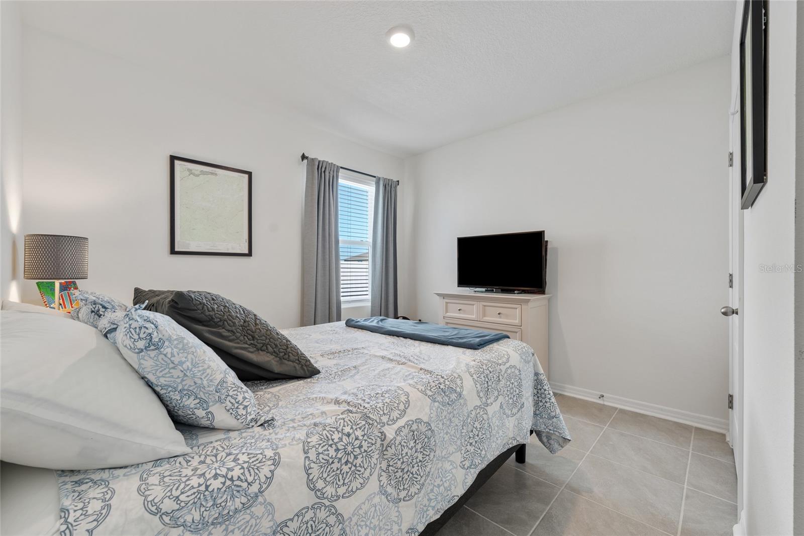 Image 8 of 40 For 3686 Rory Oak Circle