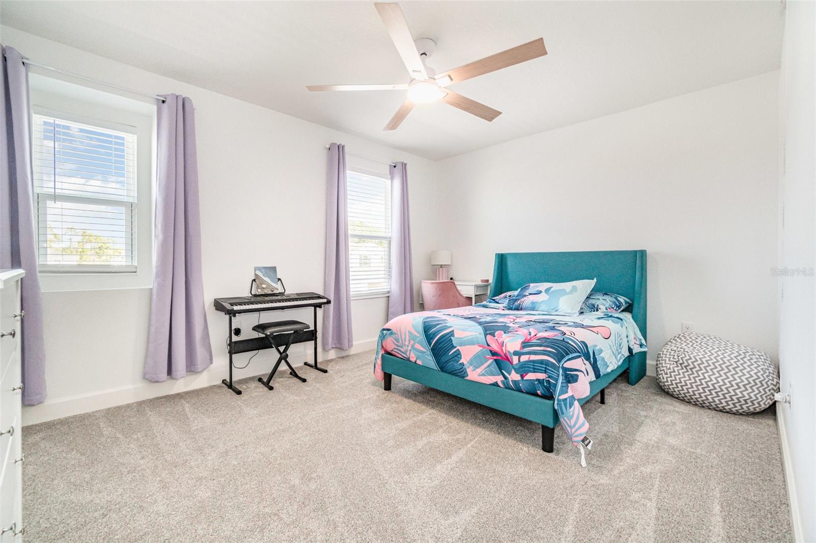 Image 25 of 41 For 3361 Rolling Plains Circle