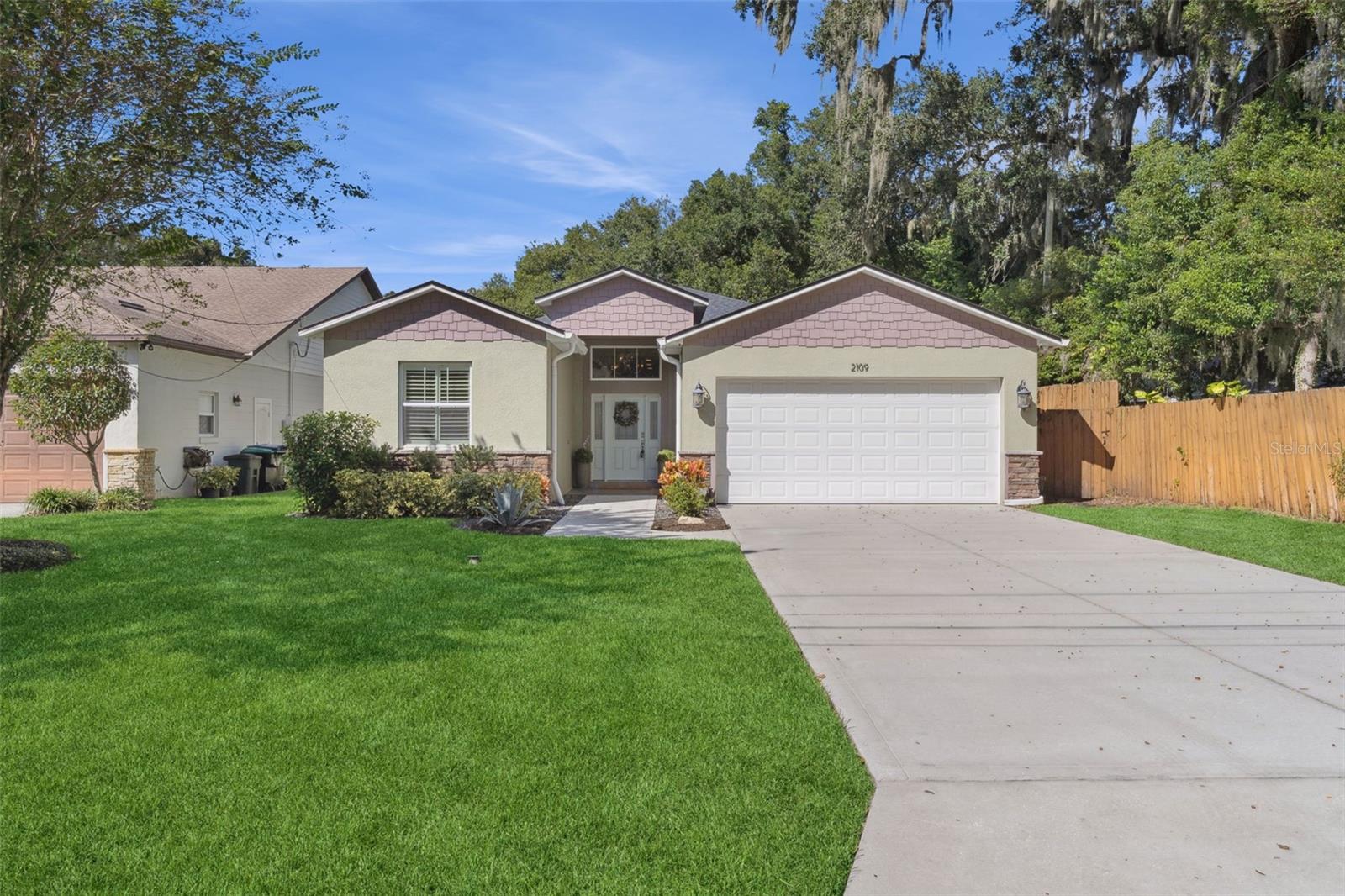 Details for 2109 Henderson Drive, ORLANDO, FL 32806