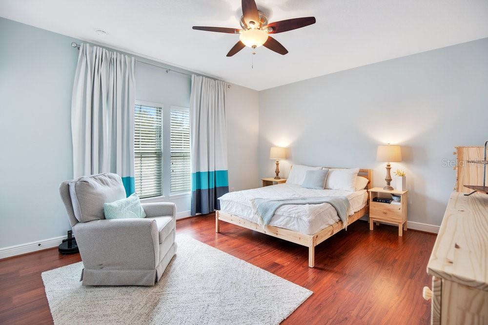 Image 15 of 33 For 5416 Factors Walk Drive