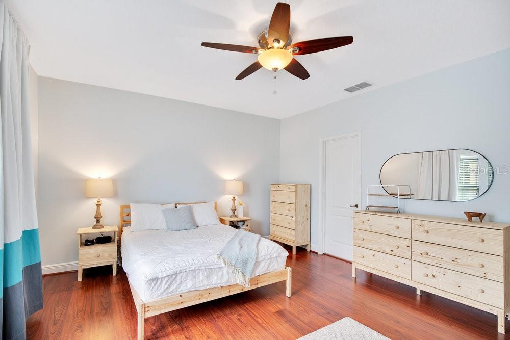 Image 16 of 33 For 5416 Factors Walk Drive