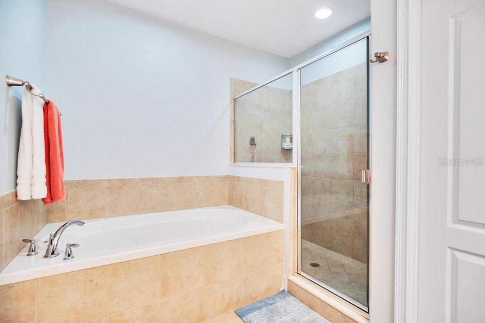 Image 18 of 33 For 5416 Factors Walk Drive