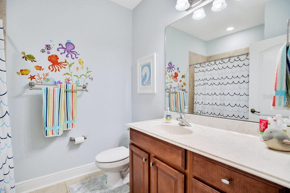 Image 21 of 33 For 5416 Factors Walk Drive