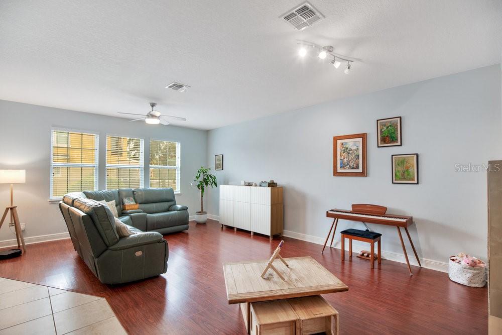 Image 6 of 33 For 5416 Factors Walk Drive