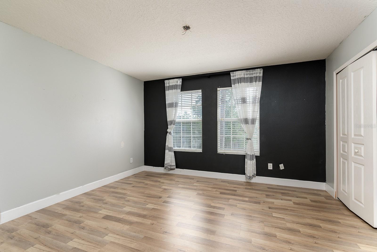 Image 21 of 35 For 13138 Paloma Drive