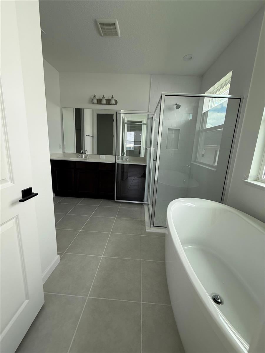 Image 14 of 21 For 1373 Stoneway Place