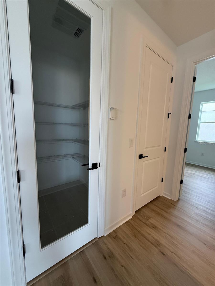 Image 5 of 21 For 1373 Stoneway Place