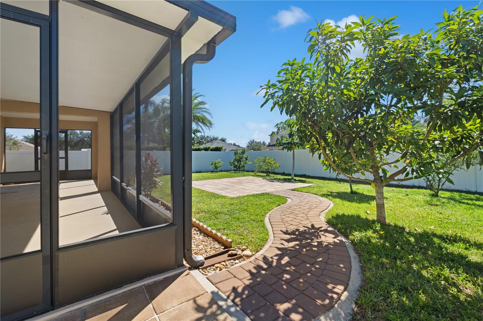 Image 36 of 53 For 4816 Barbados Loop