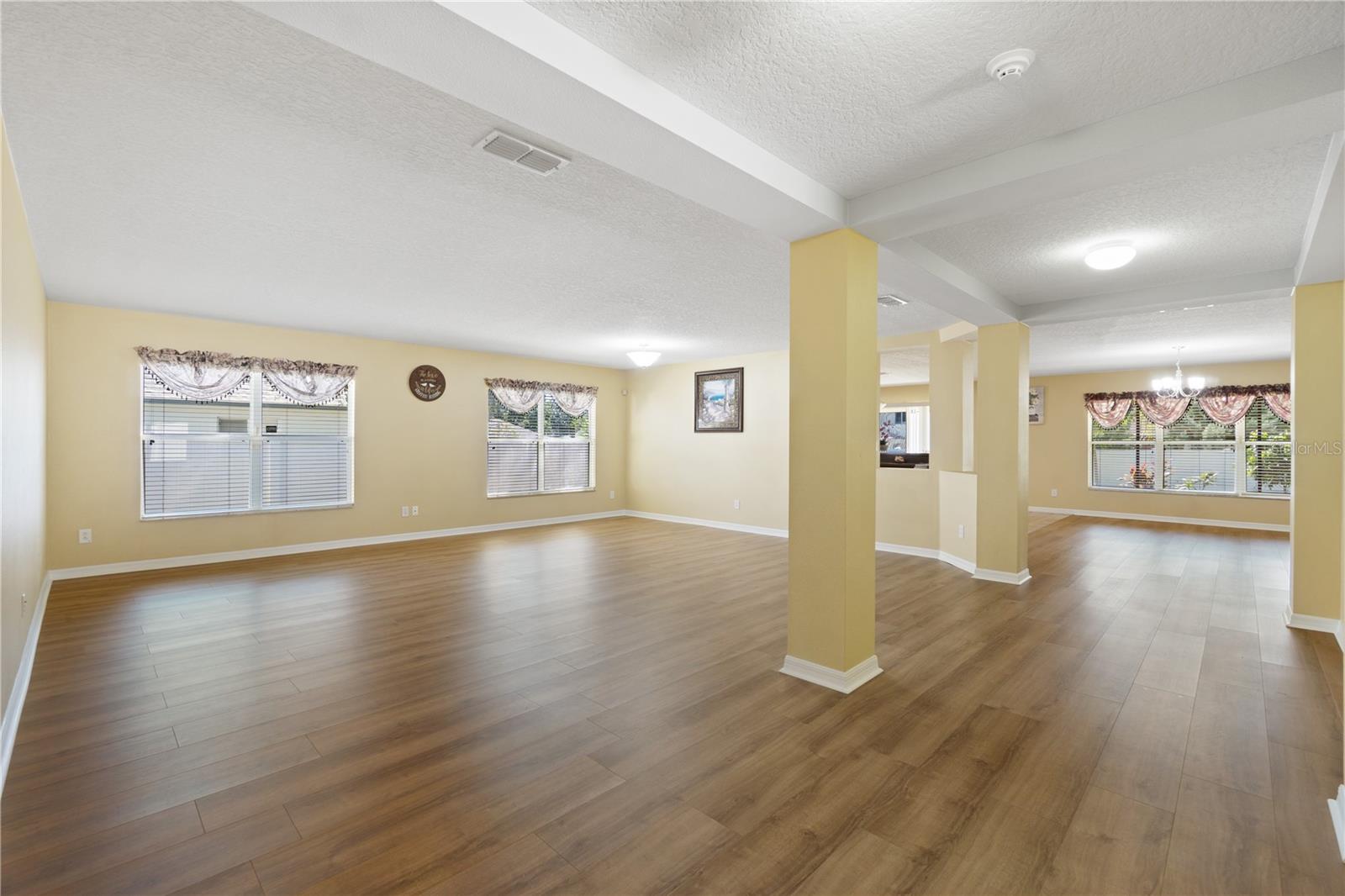 Image 7 of 53 For 4816 Barbados Loop