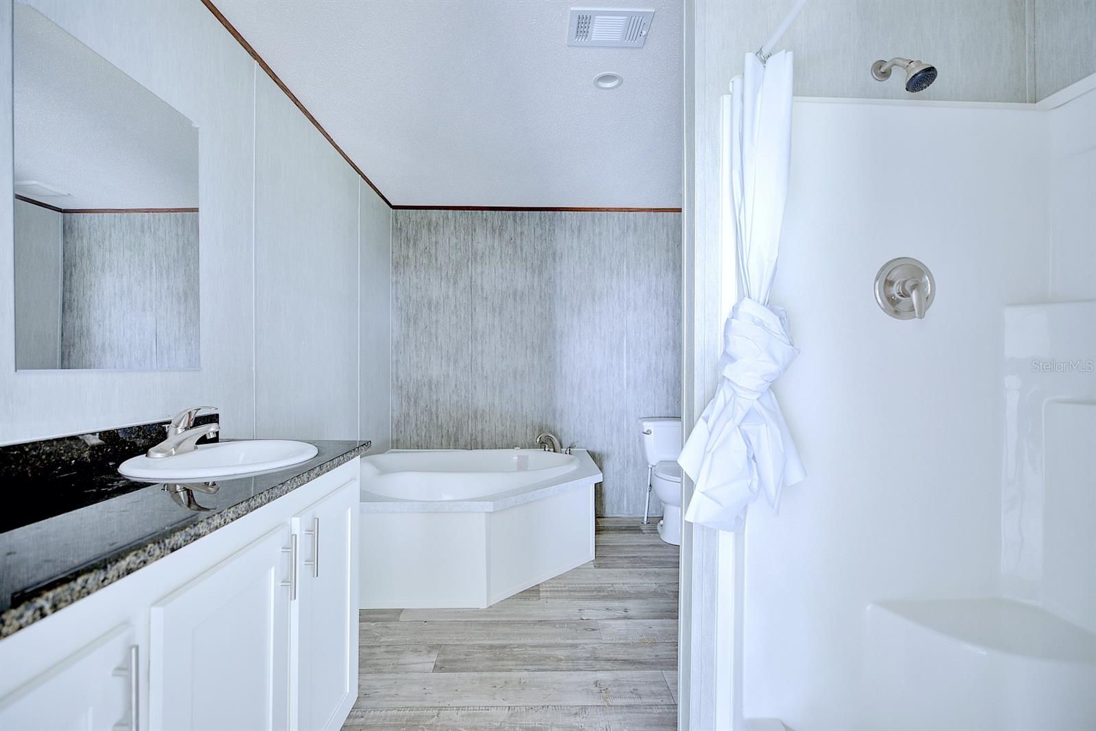 Image 24 of 38 For 8595 13th Court