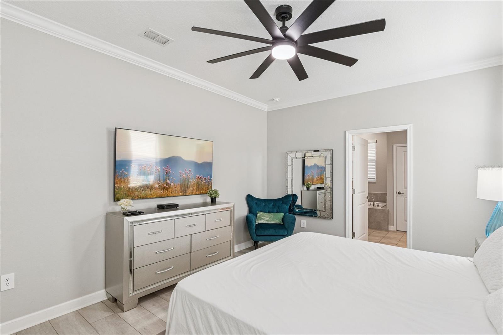 Image 41 of 93 For 2949 Protagonist Street