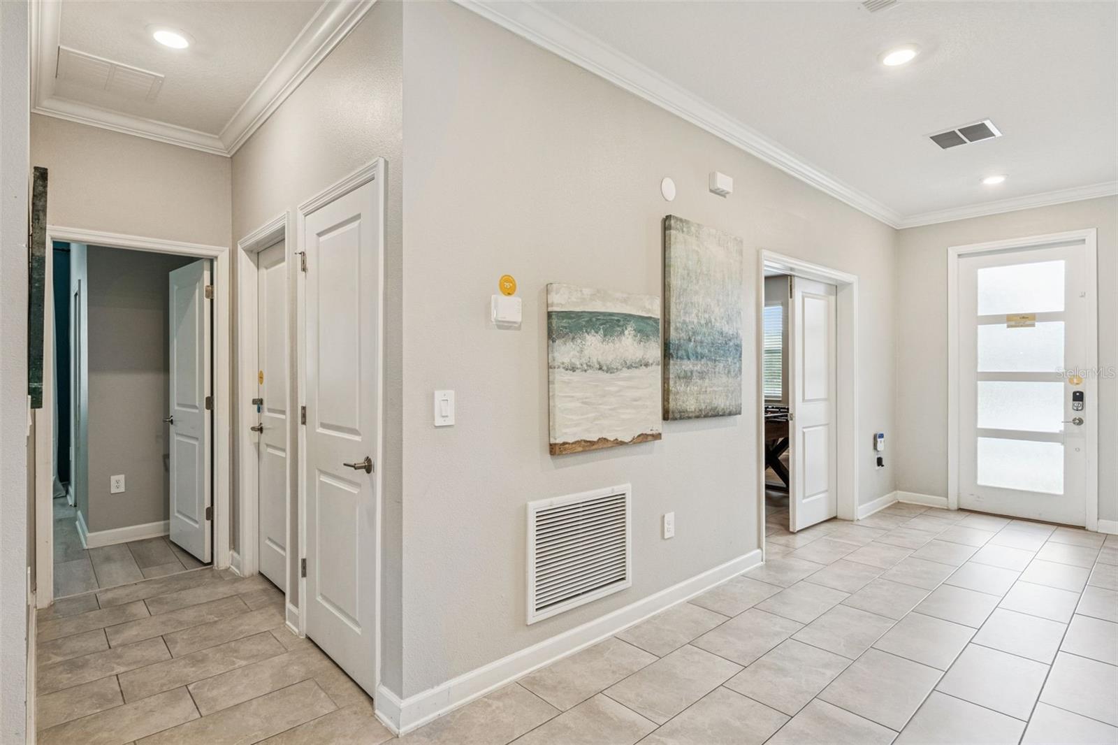 Image 6 of 93 For 2949 Protagonist Street