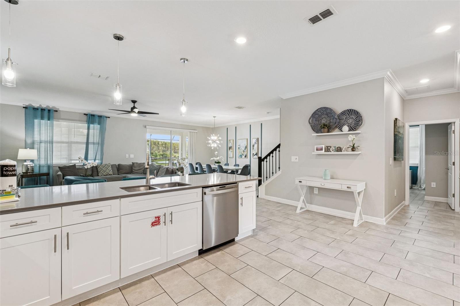 Image 9 of 93 For 2949 Protagonist Street