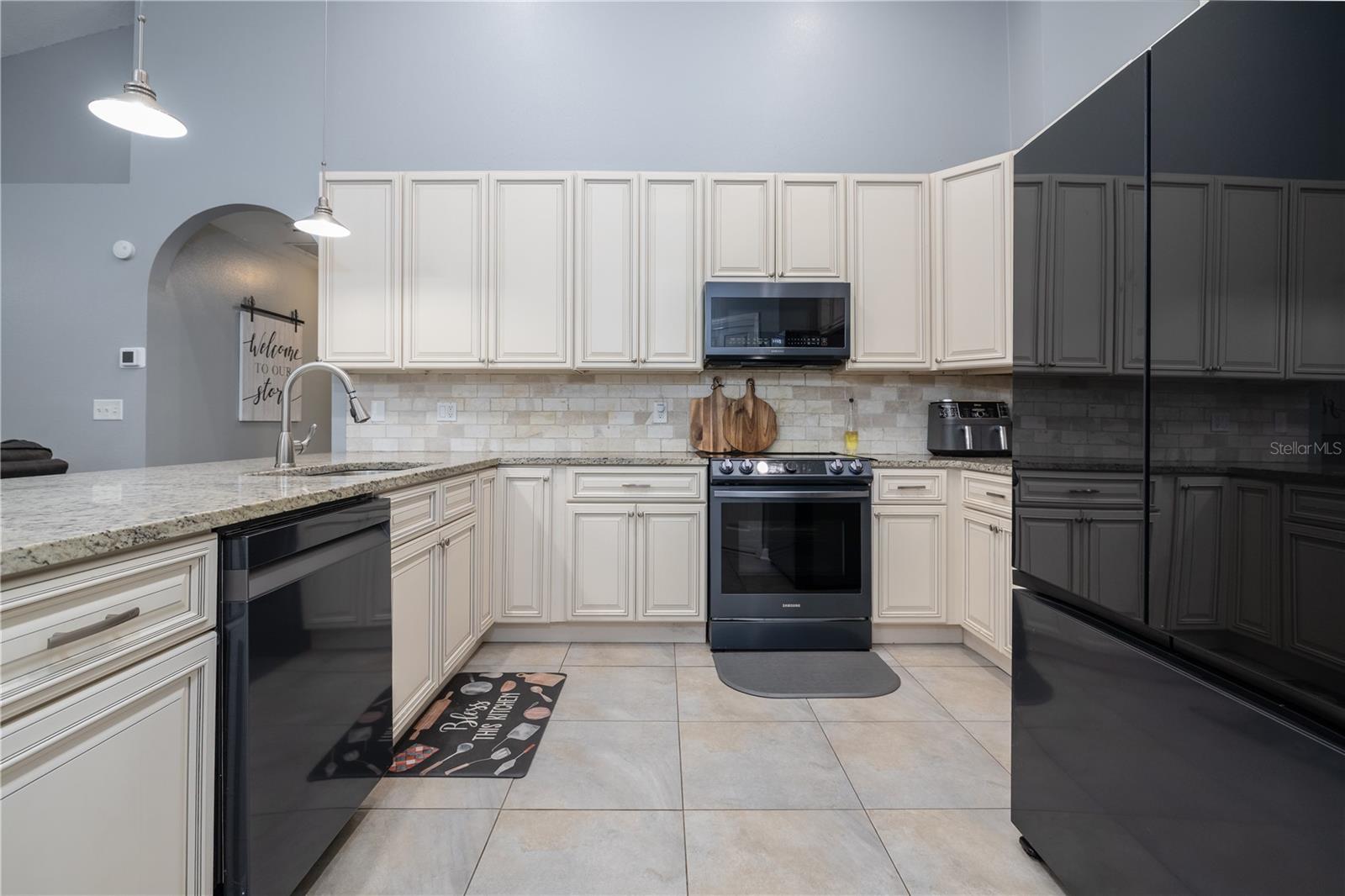 Image 14 of 33 For 2858 Wyman Court
