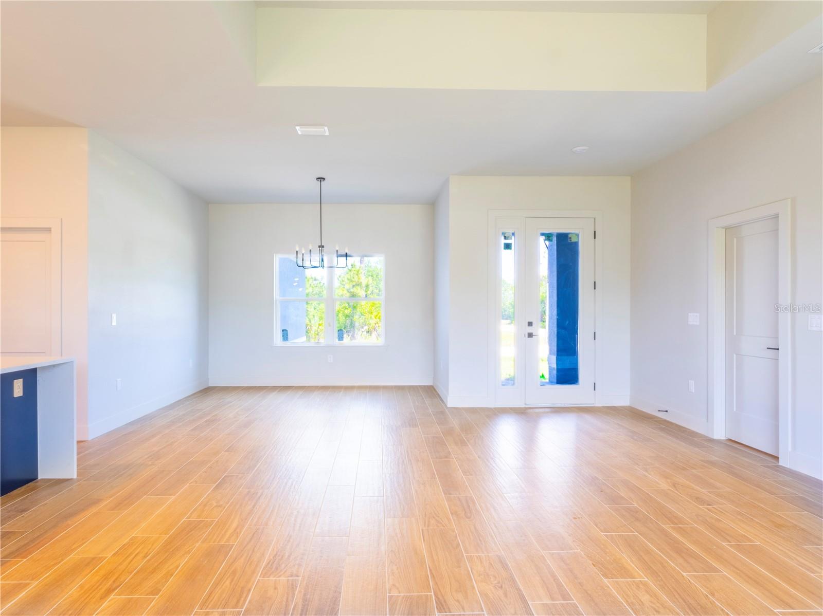 Image 13 of 50 For 9249 King Hill Street