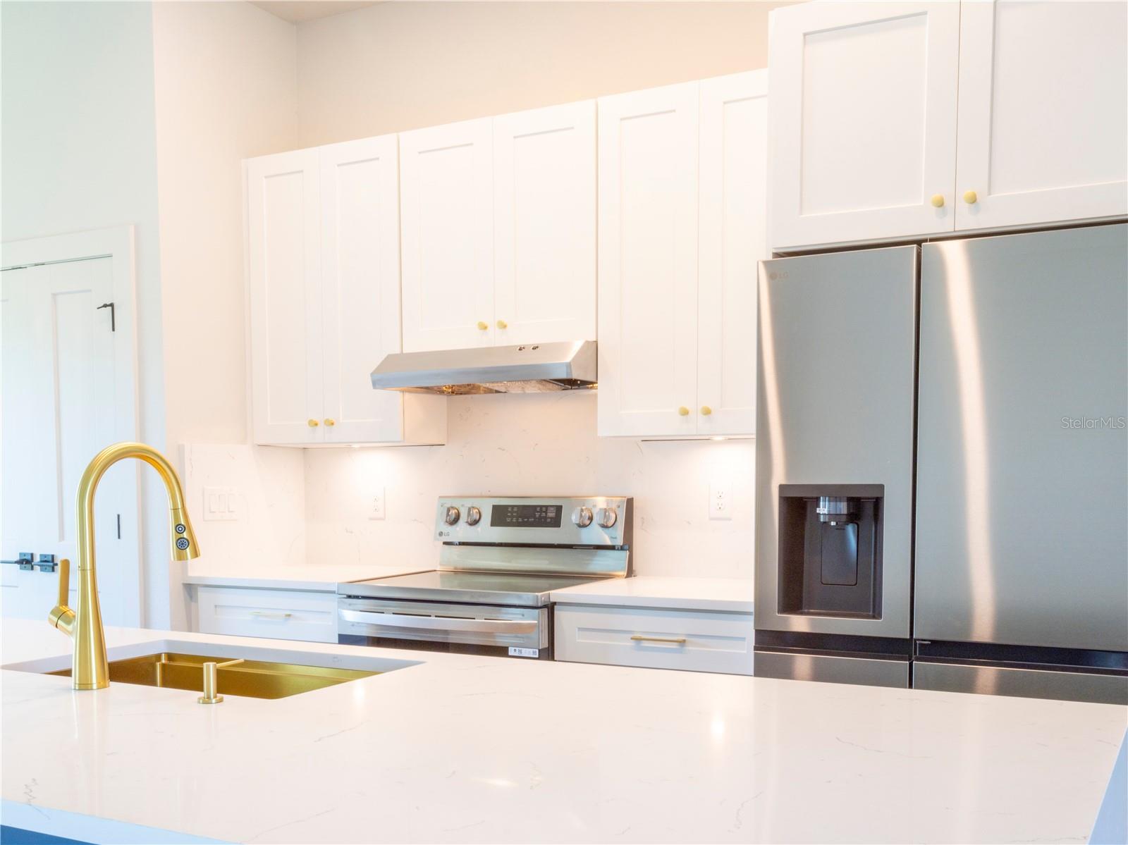 Image 21 of 50 For 9249 King Hill Street