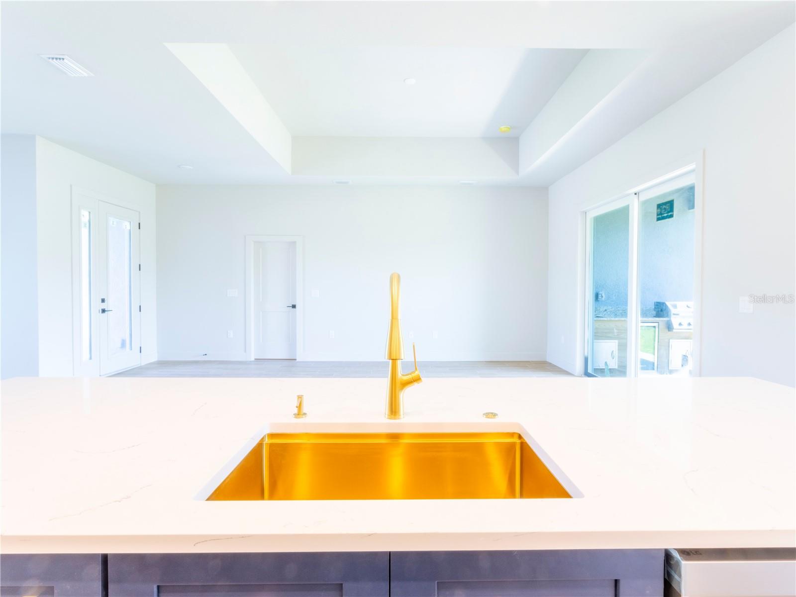 Image 25 of 50 For 9249 King Hill Street