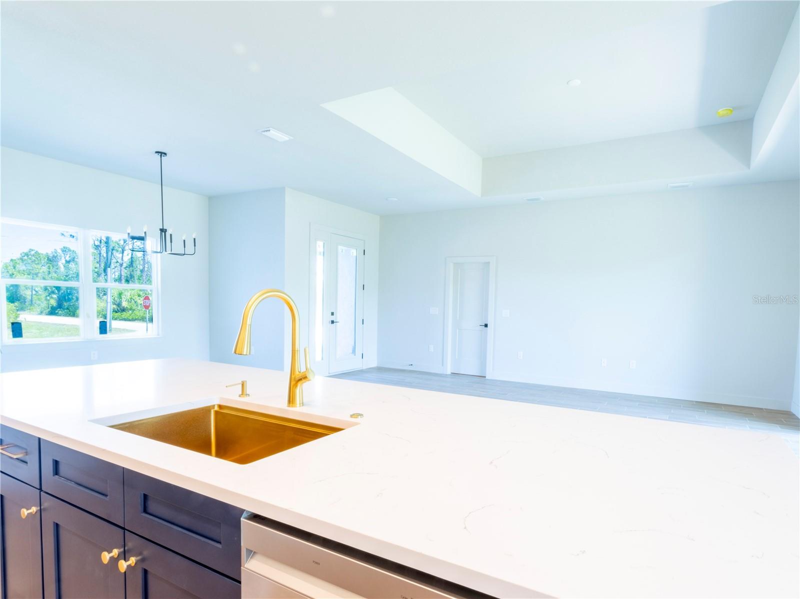 Image 26 of 50 For 9249 King Hill Street