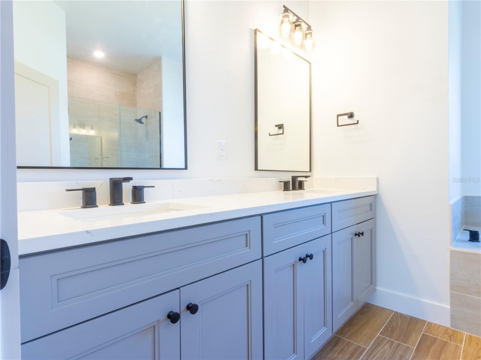 Image 36 of 50 For 9249 King Hill Street