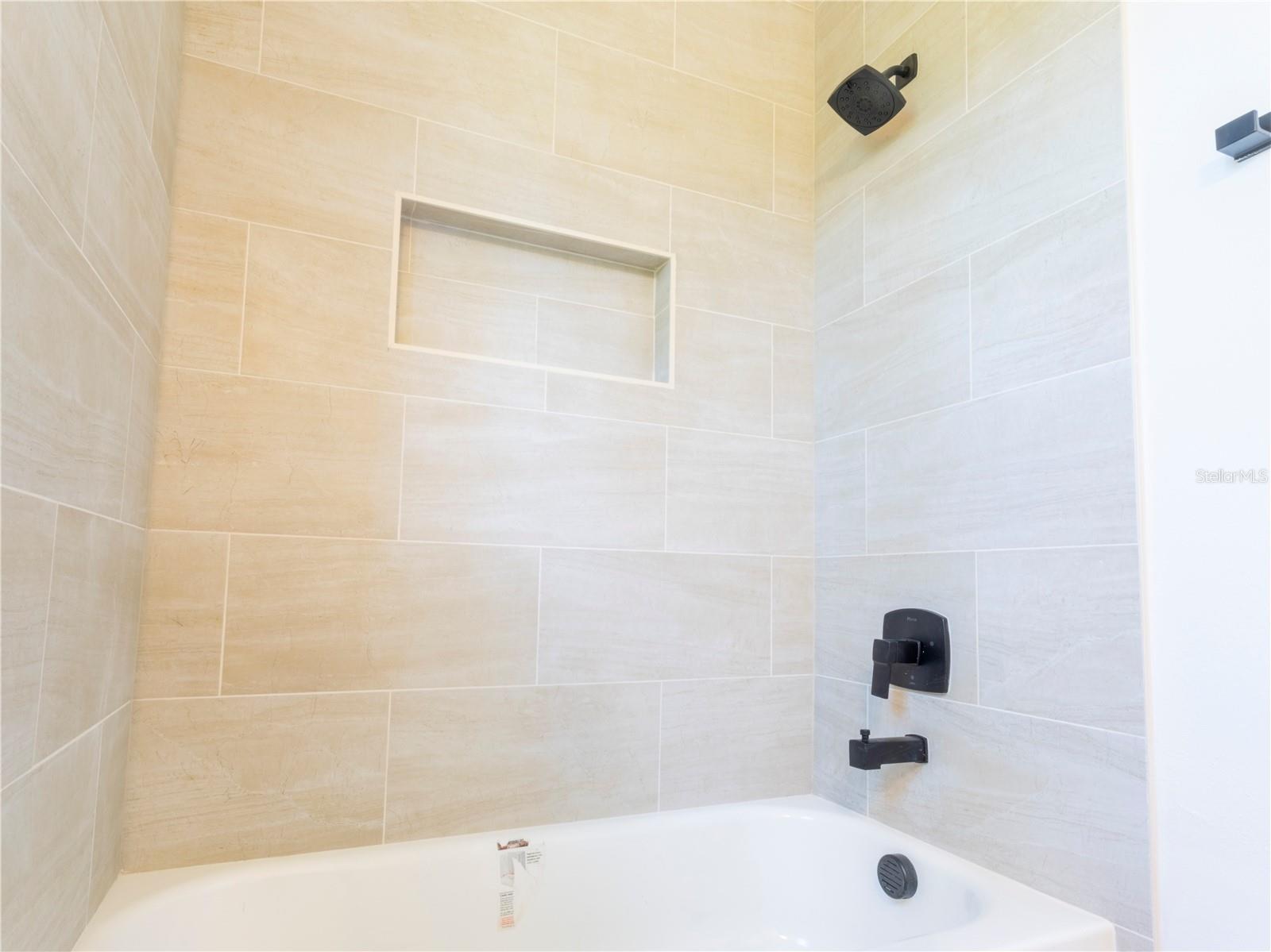 Image 5 of 50 For 9249 King Hill Street