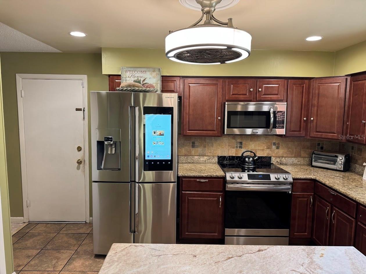 Image 14 of 43 For 5610 Westfield Street