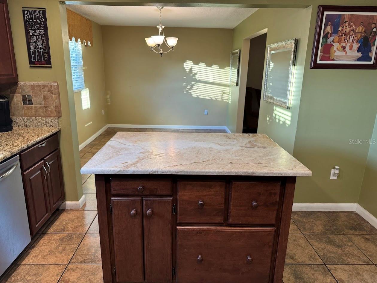 Image 19 of 43 For 5610 Westfield Street