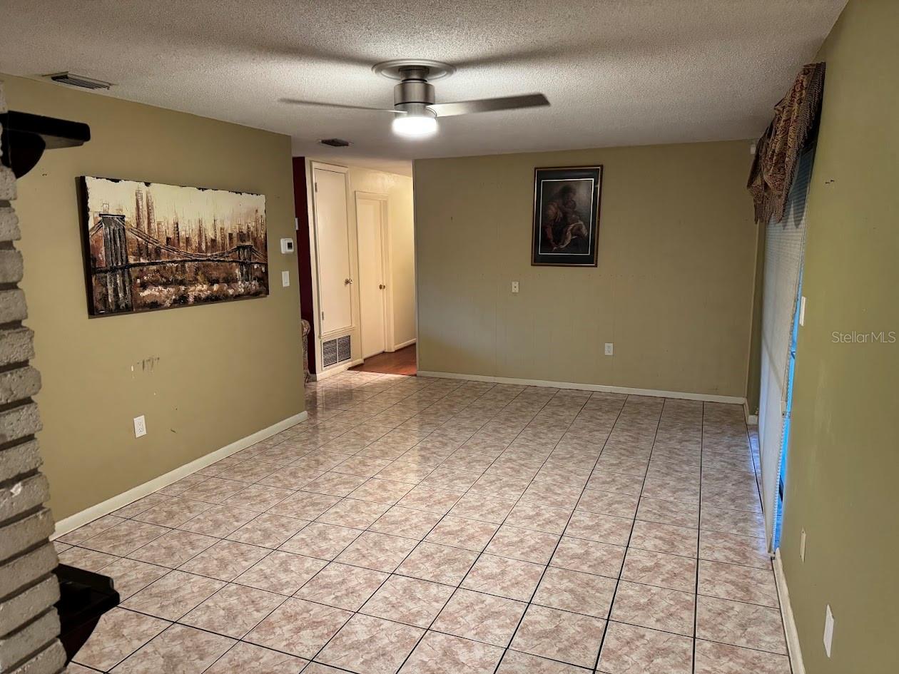 Image 27 of 43 For 5610 Westfield Street