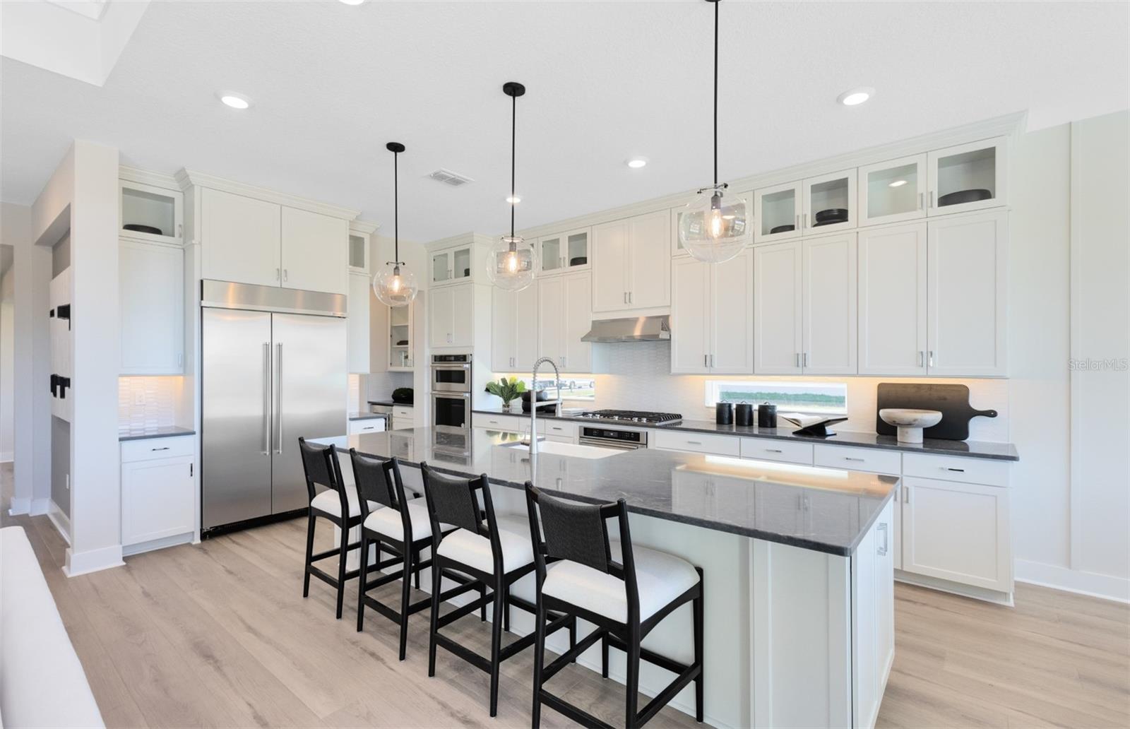 Image 22 of 55 For 4632 Golden Birch Avenue