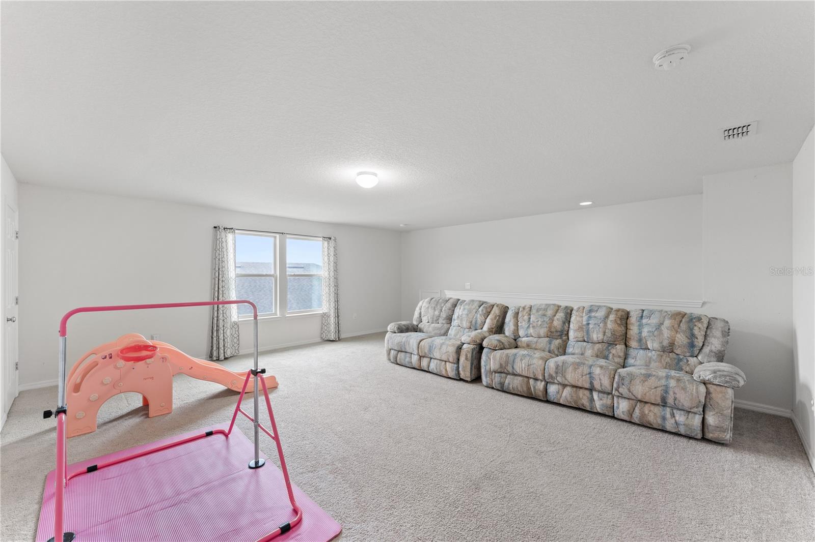 Image 28 of 35 For 3624 Vega Creek Drive