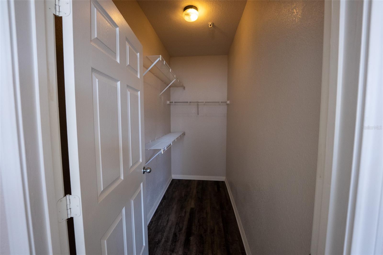 Image 11 of 33 For 911 Orange Avenue 127