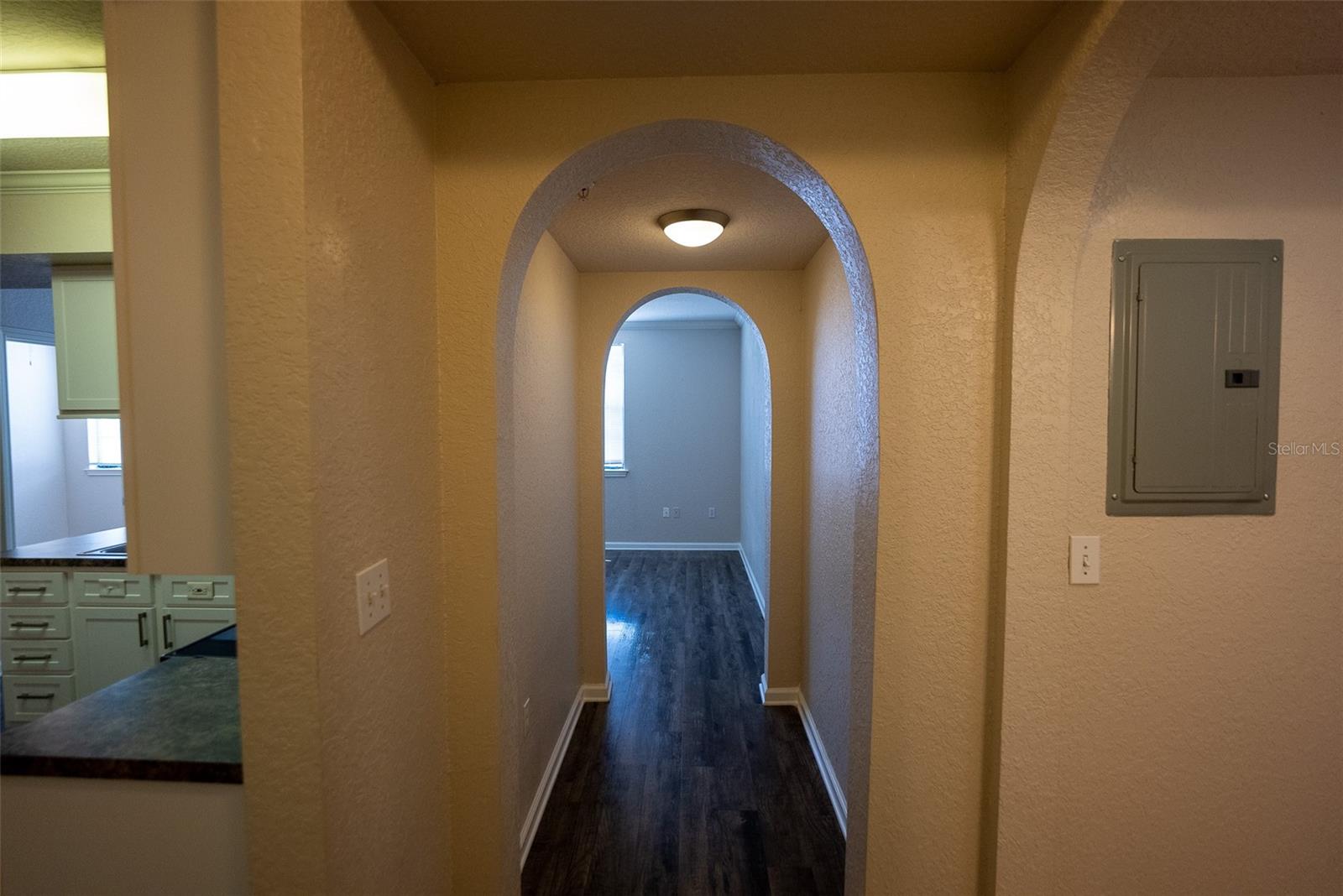 Image 19 of 33 For 911 Orange Avenue 127