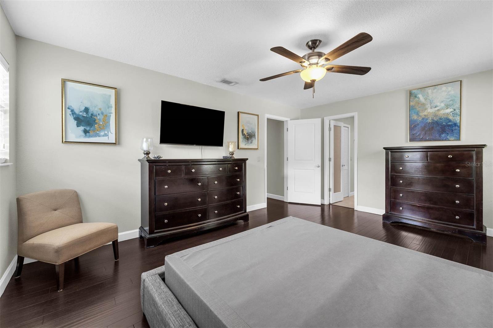 Image 18 of 49 For 6106 Huckleberry Avenue