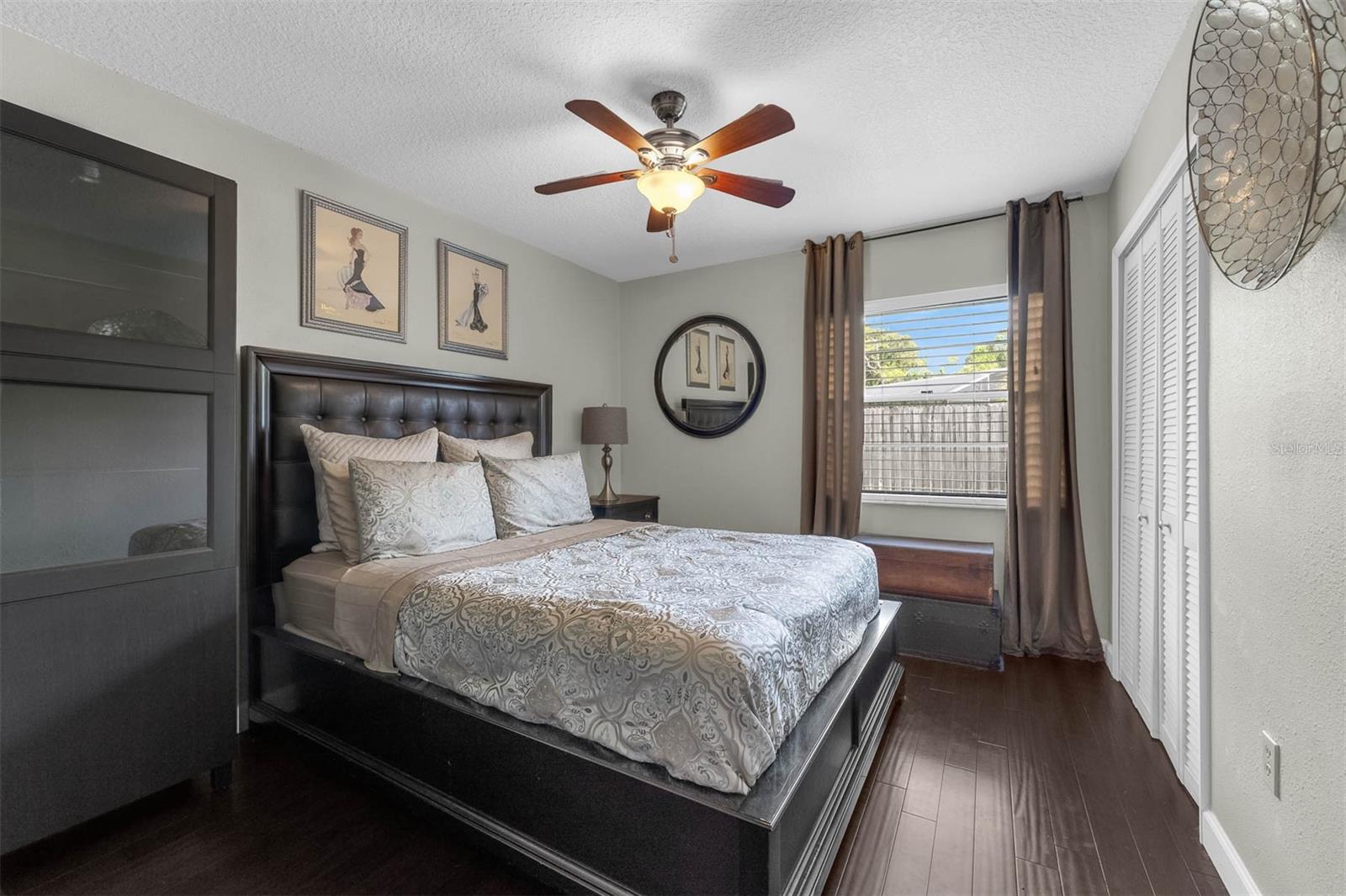 Image 26 of 49 For 6106 Huckleberry Avenue