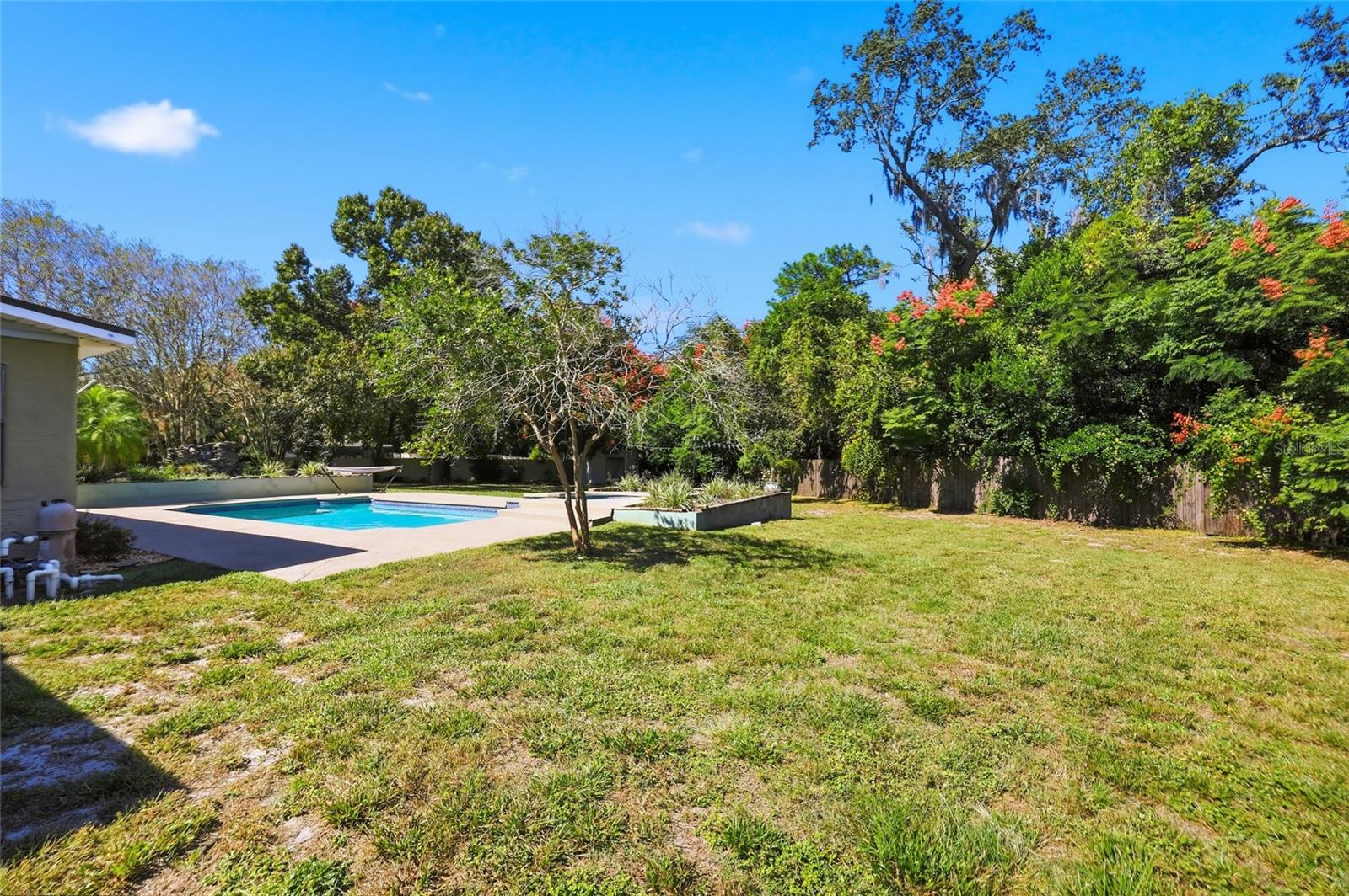 Image 44 of 49 For 6106 Huckleberry Avenue