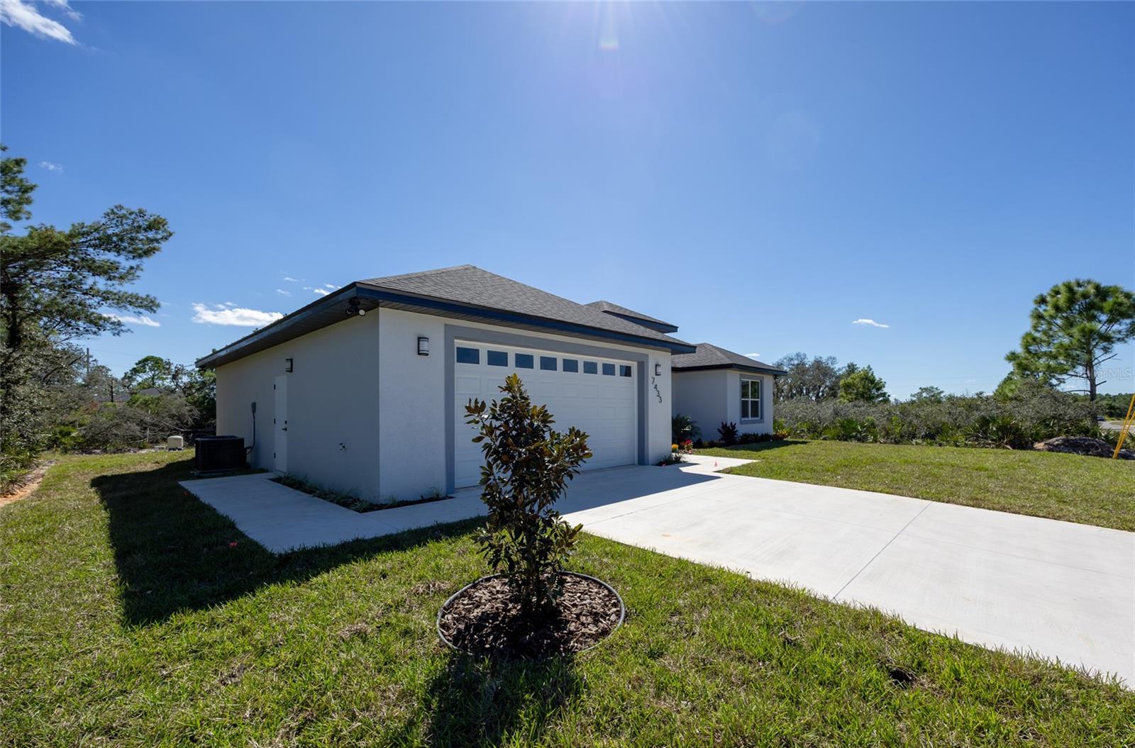 Image 3 of 38 For 7433 Domenico Street