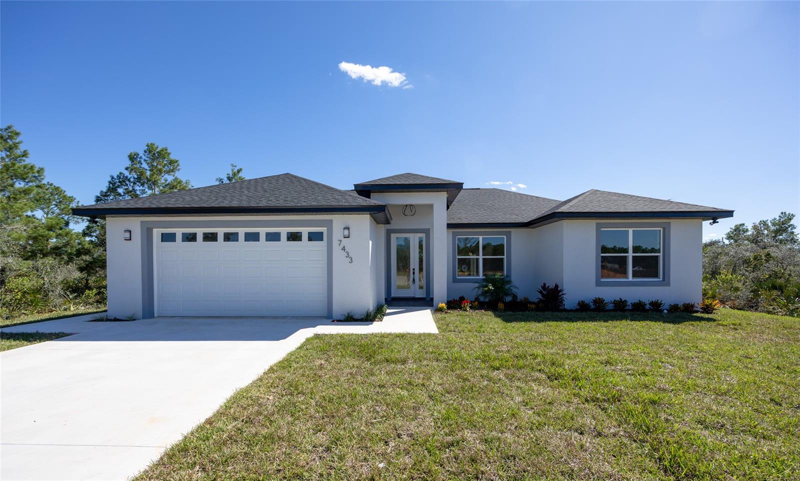 Image 4 of 38 For 7433 Domenico Street