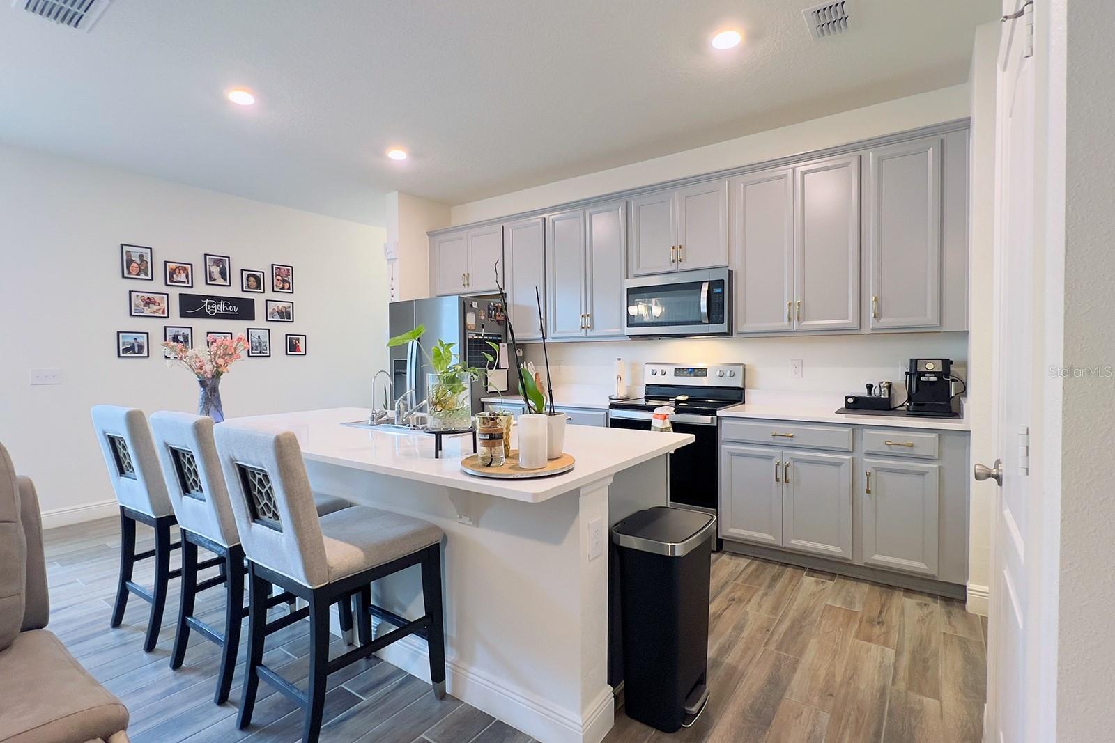 Image 28 of 64 For 2755 Meadow Stream Way