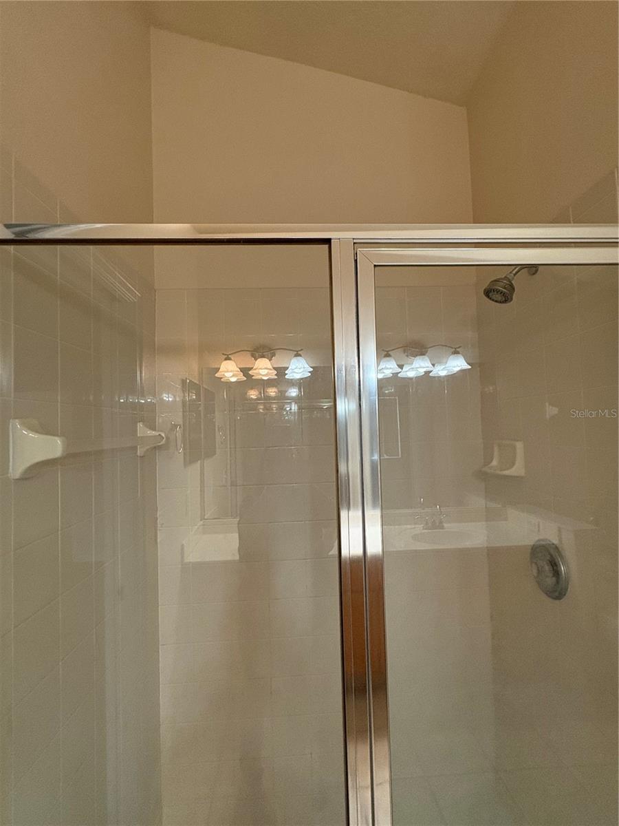 Image 13 of 16 For 14630 Lady Victoria Boulevard