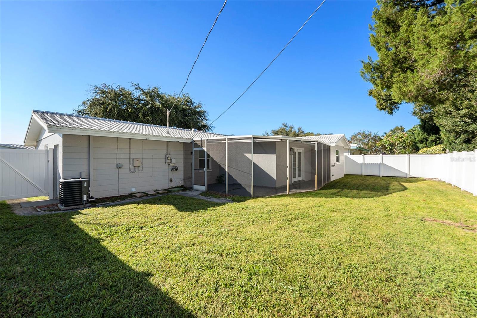 Image 11 of 14 For 5599 110th Way N Way