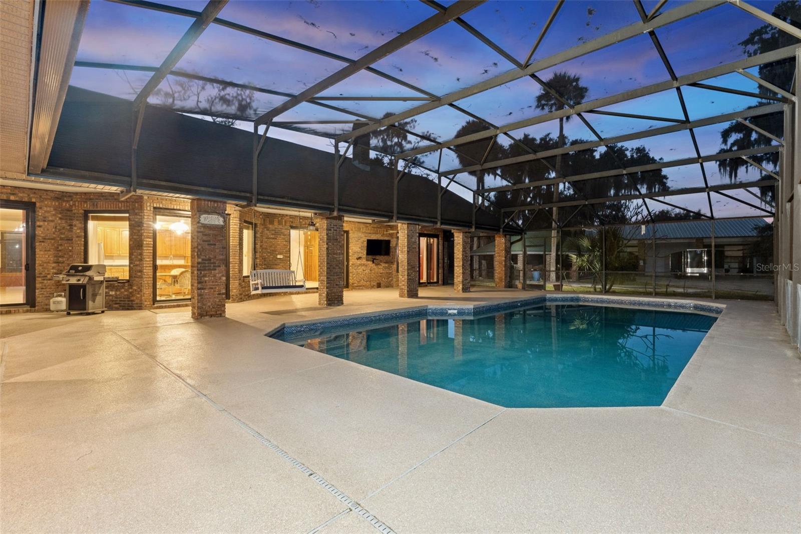 Image 42 of 93 For 2565 Osceola Road