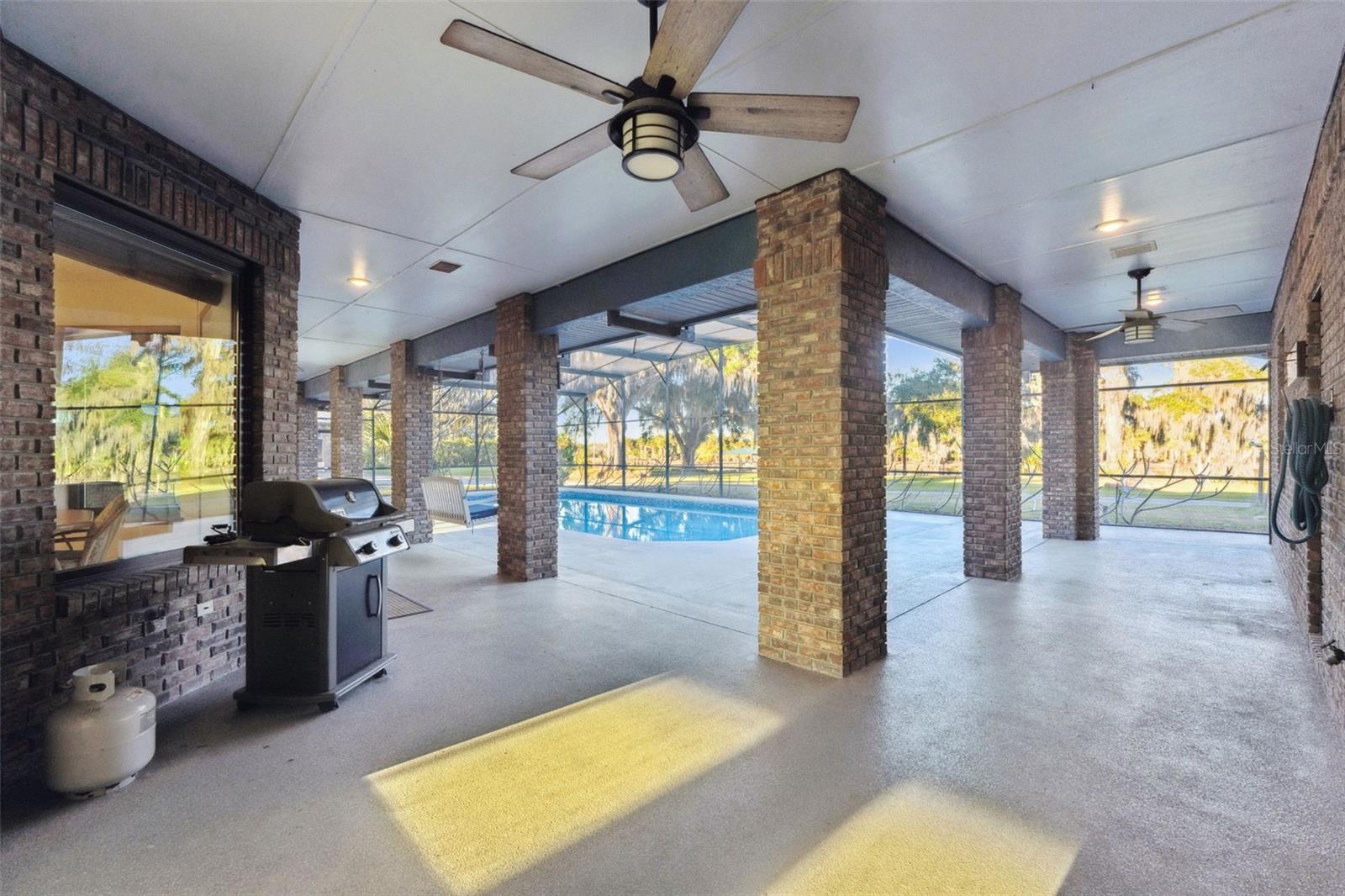 Image 46 of 93 For 2565 Osceola Road