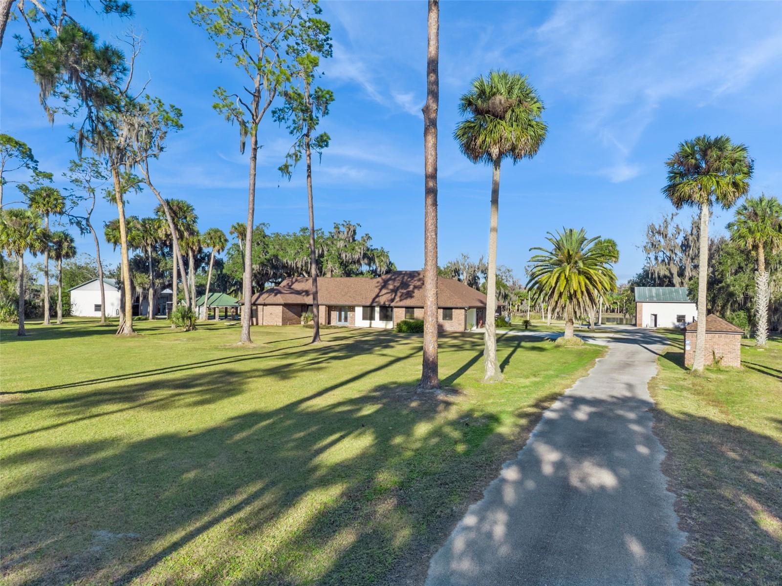 Image 64 of 93 For 2565 Osceola Road