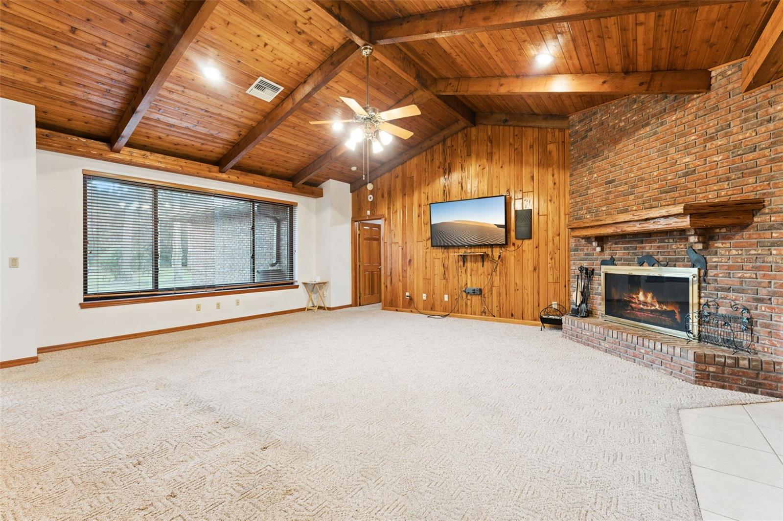 Image 9 of 93 For 2565 Osceola Road