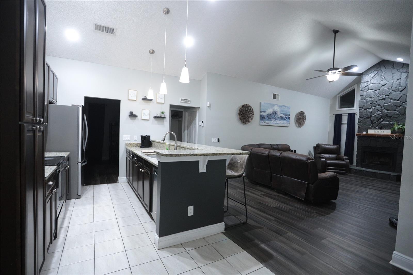 Image 10 of 12 For 6766 Knightswood Drive