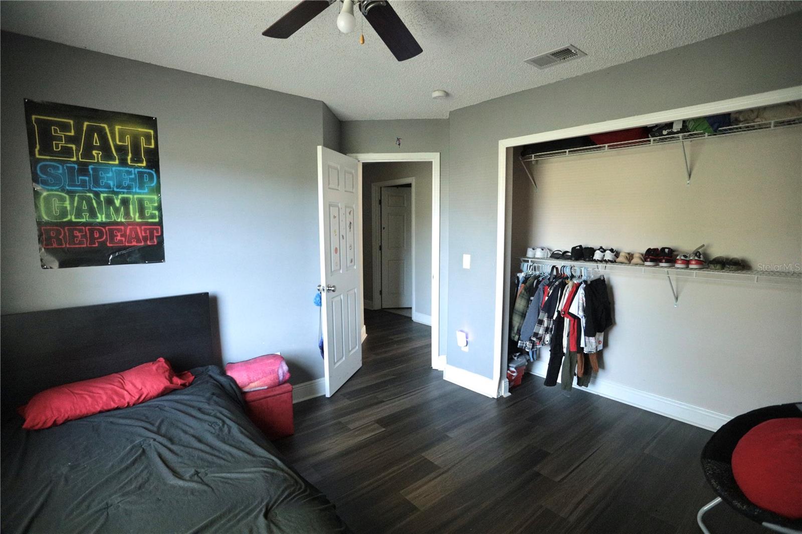 Image 8 of 12 For 6766 Knightswood Drive